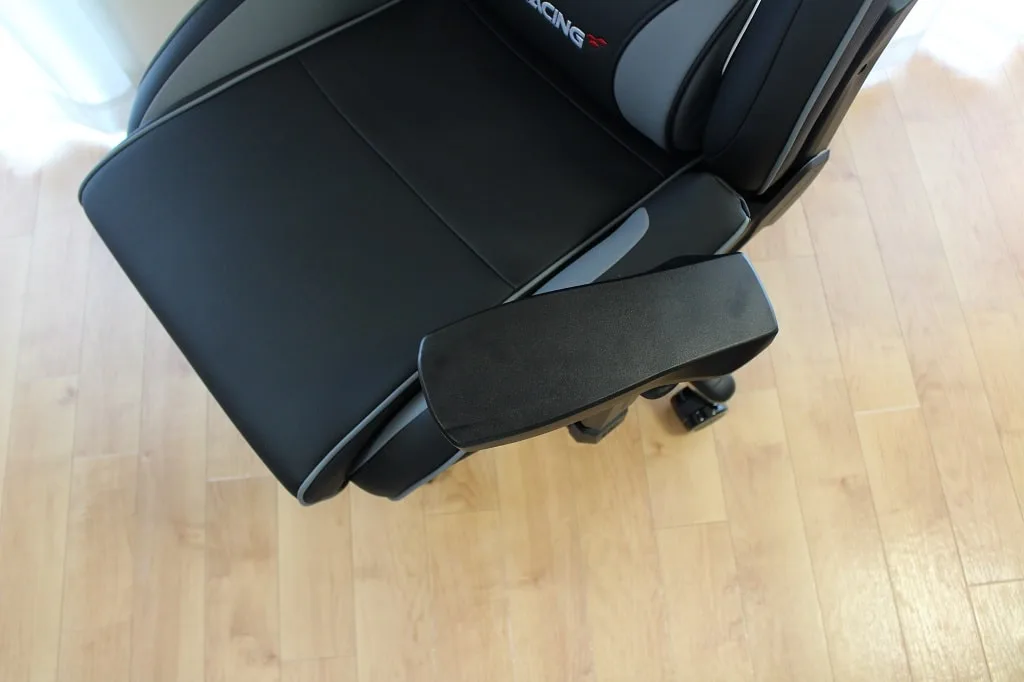 位置を調整したPro-X V2の4Dアームレスト(その2)