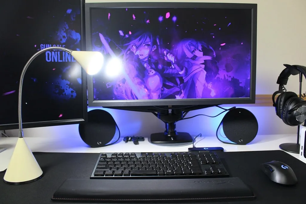 デスクライトを使っていた頃のデスク