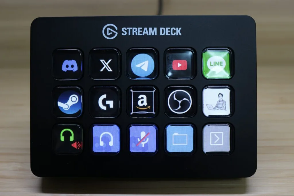 アイコンが表示されたStream Deck MK.2の15個のボタン